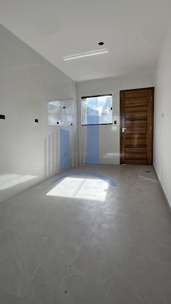 Casa à venda com 3 quartos, 56m² - Foto 12