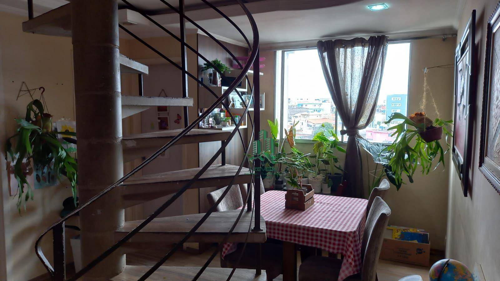 Apartamento à venda com 3 quartos, 105m² - Foto 3