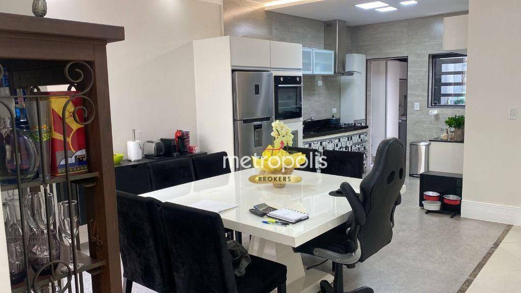 Sobrado à venda com 3 quartos, 242m² - Foto 9