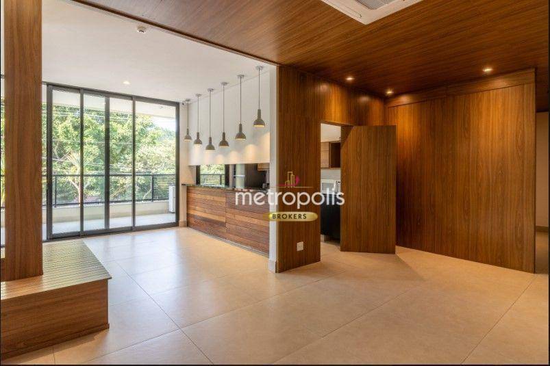 Sobrado à venda com 4 quartos, 214m² - Foto 1