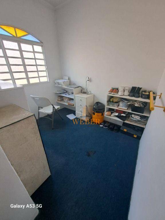 Sobrado à venda com 4 quartos, 200m² - Foto 53