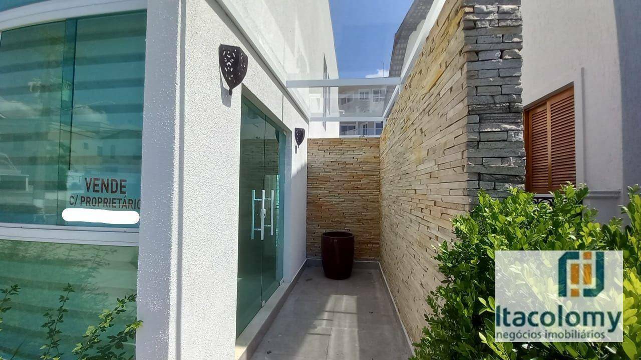 Casa de Condomínio à venda com 4 quartos, 259m² - Foto 2