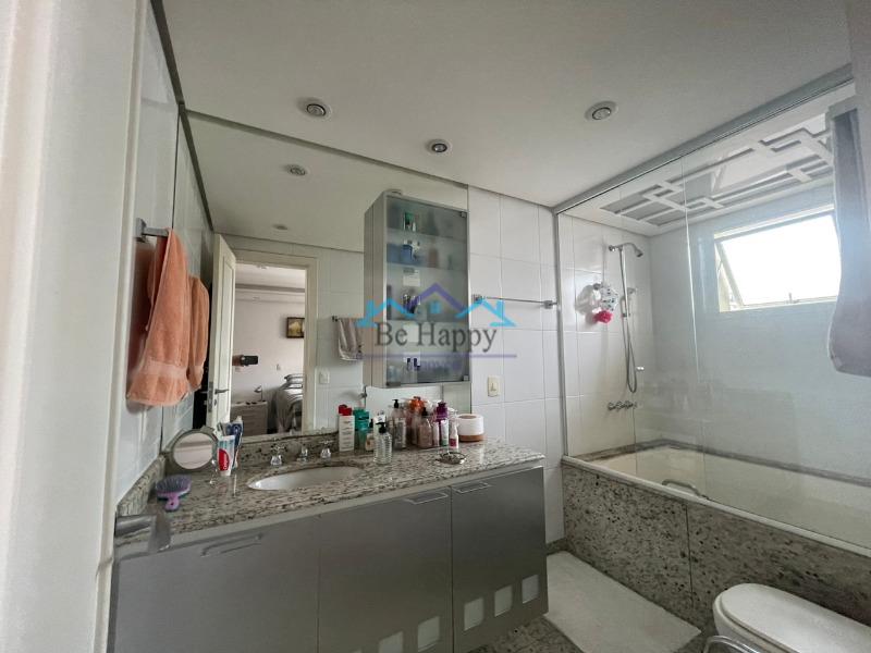 Apartamento à venda com 3 quartos, 200m² - Foto 19