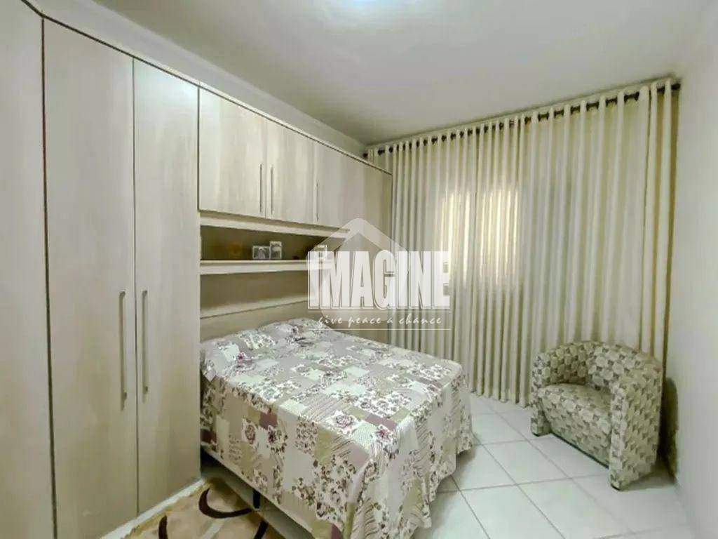 Sobrado à venda com 3 quartos, 145m² - Foto 4