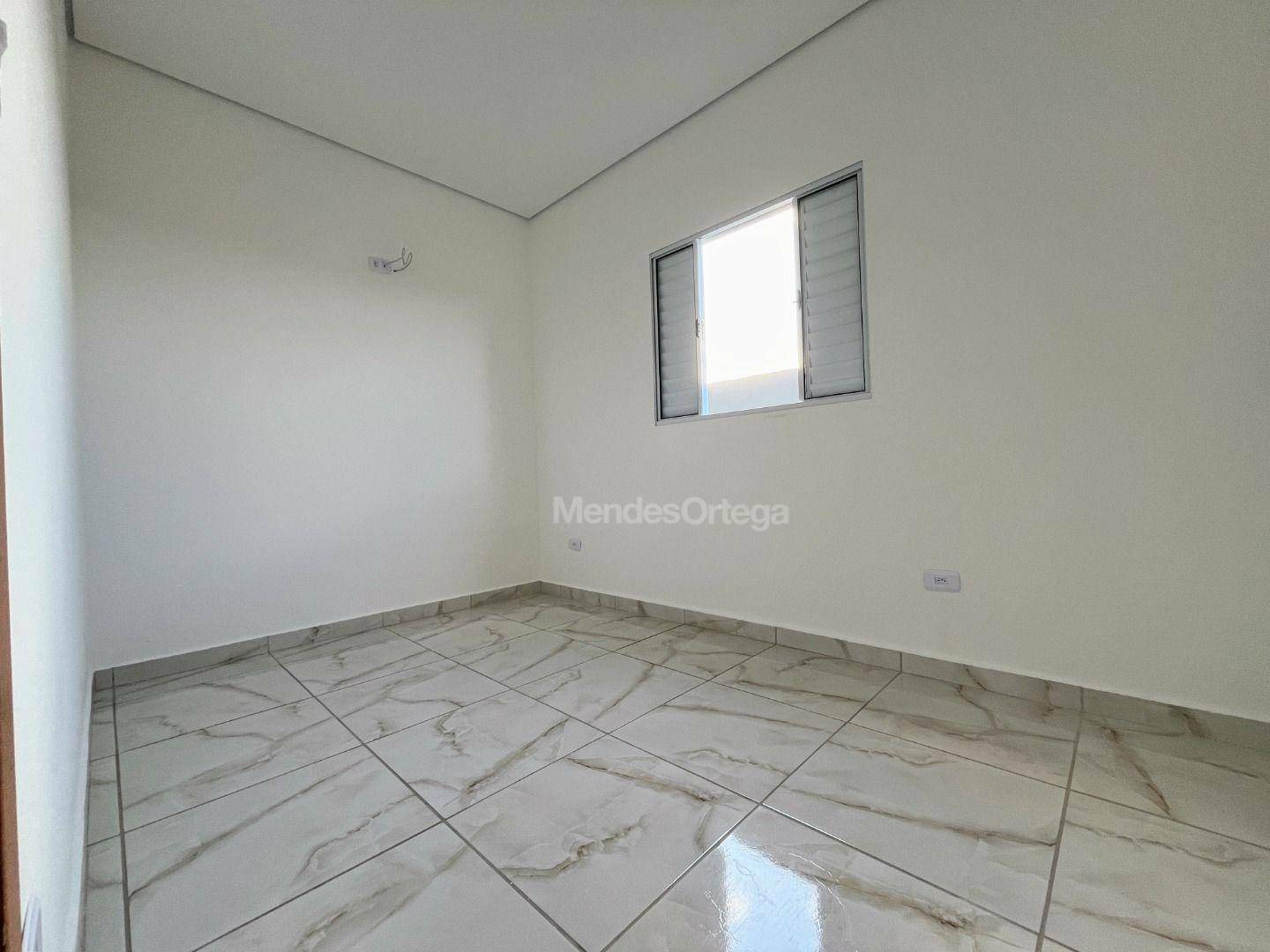 Casa para alugar com 2 quartos, 121m² - Foto 3