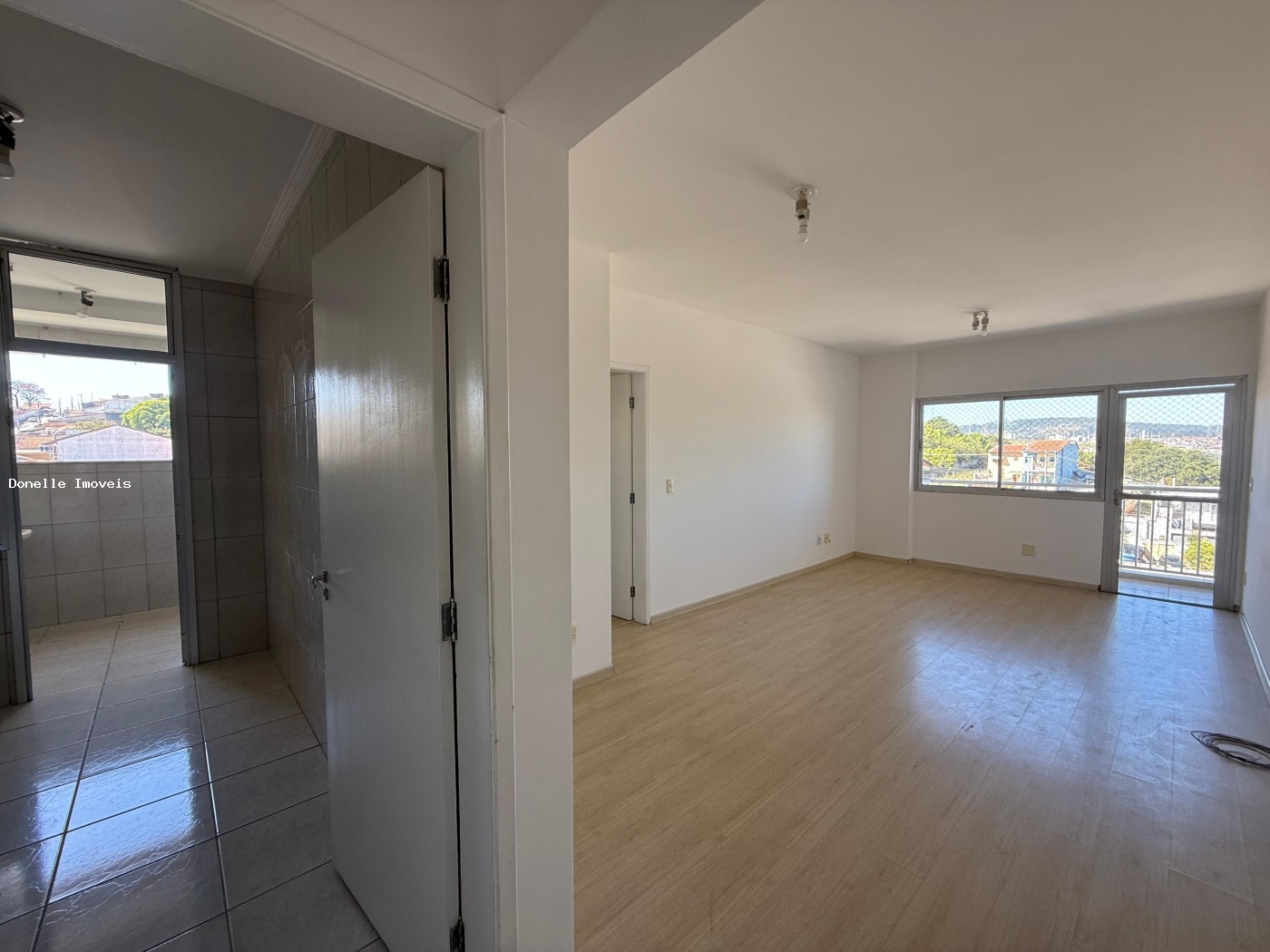 Apartamento para alugar com 3 quartos, 95m² - Foto 15
