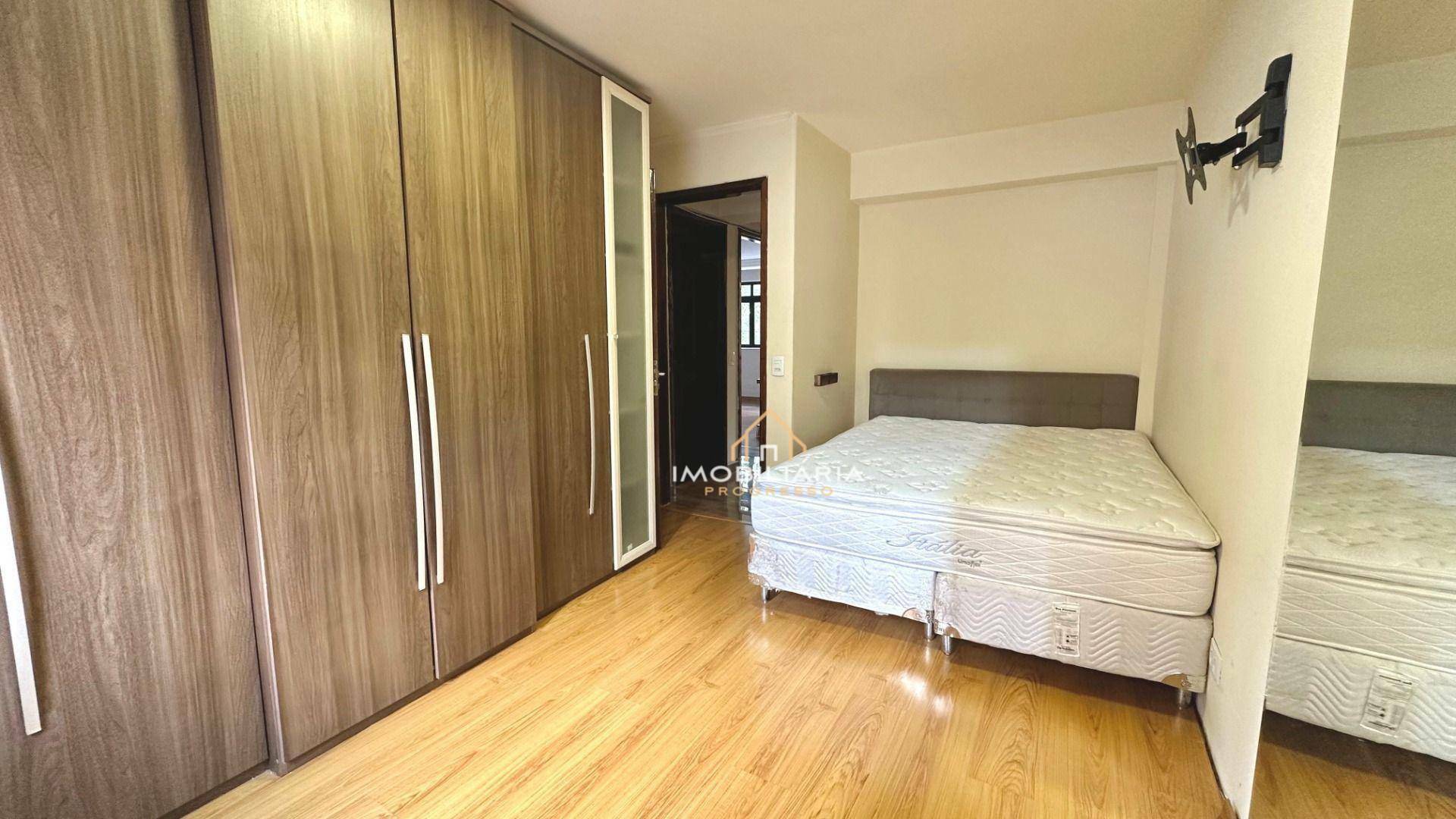 Apartamento para alugar com 2 quartos, 90m² - Foto 19