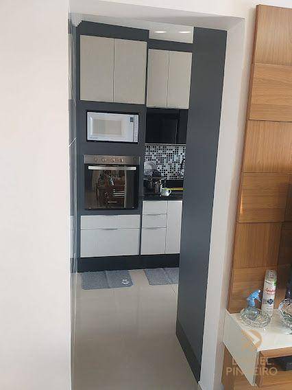 Apartamento à venda com 2 quartos, 65m² - Foto 20