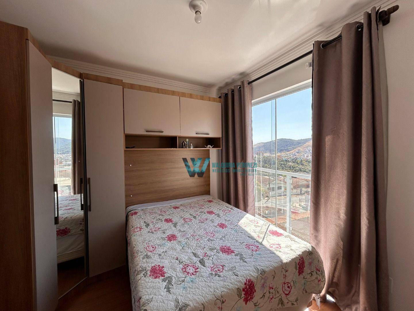 Apartamento à venda com 2 quartos, 64m² - Foto 33