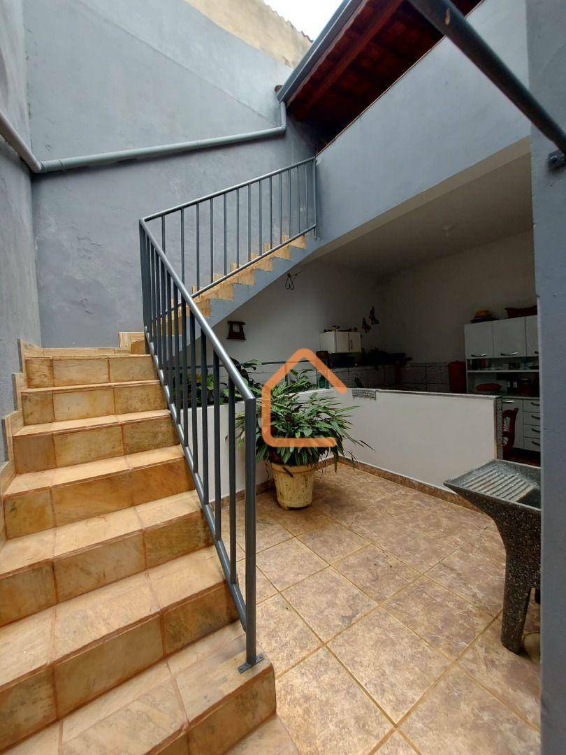 Casa à venda com 2 quartos, 169m² - Foto 16