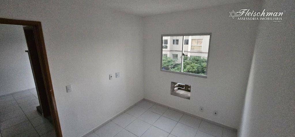 Apartamento à venda com 2 quartos, 45m² - Foto 18