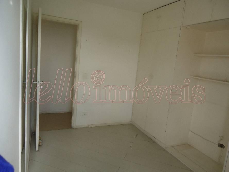 Apartamento para alugar com 4 quartos, 155m² - Foto 18