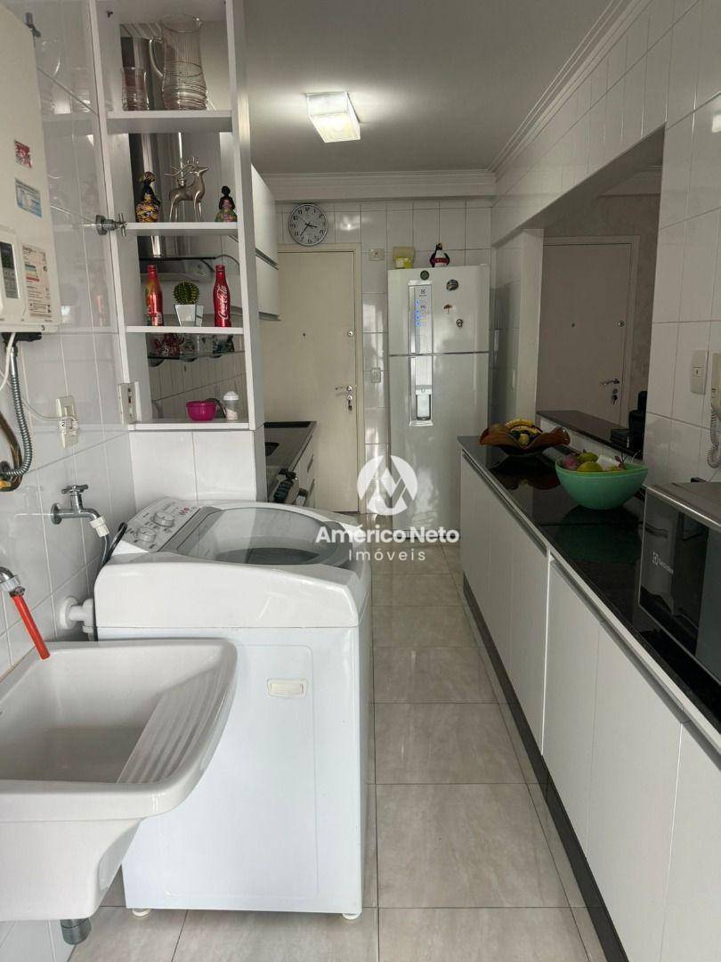 Apartamento à venda com 3 quartos, 82m² - Foto 10