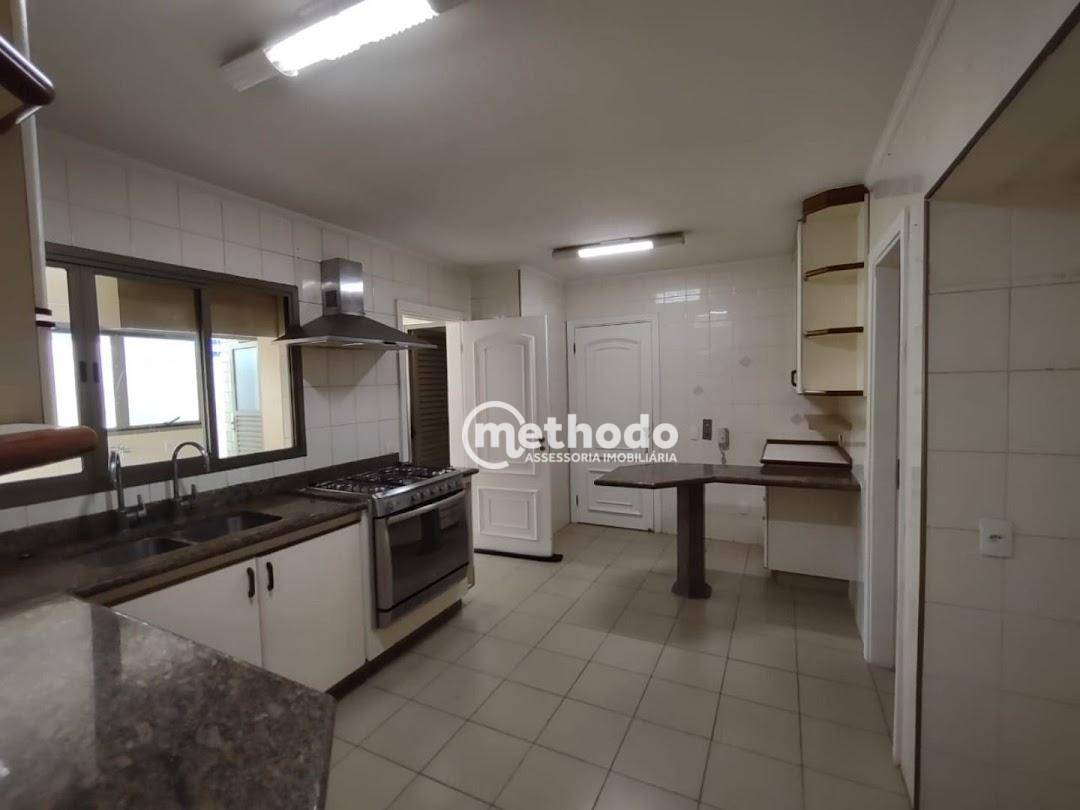 Apartamento à venda com 3 quartos, 220m² - Foto 11