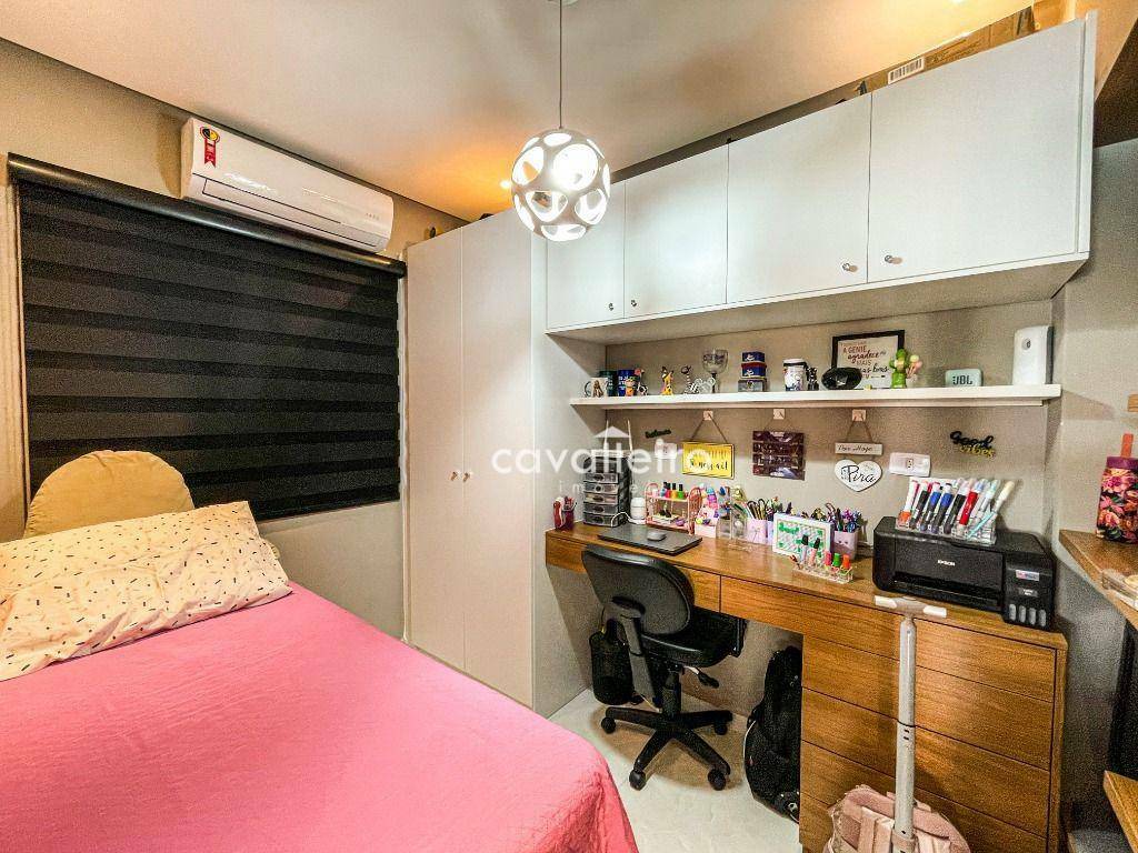 Casa de Condomínio à venda com 4 quartos, 280m² - Foto 9