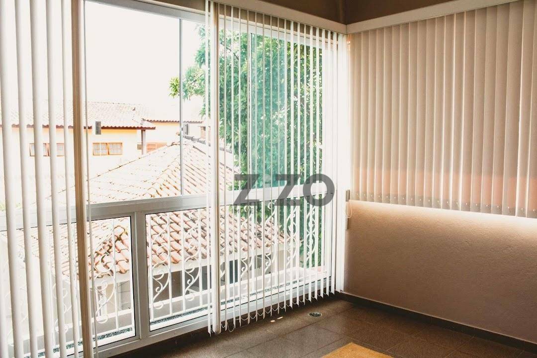 Casa à venda com 3 quartos, 243m² - Foto 5