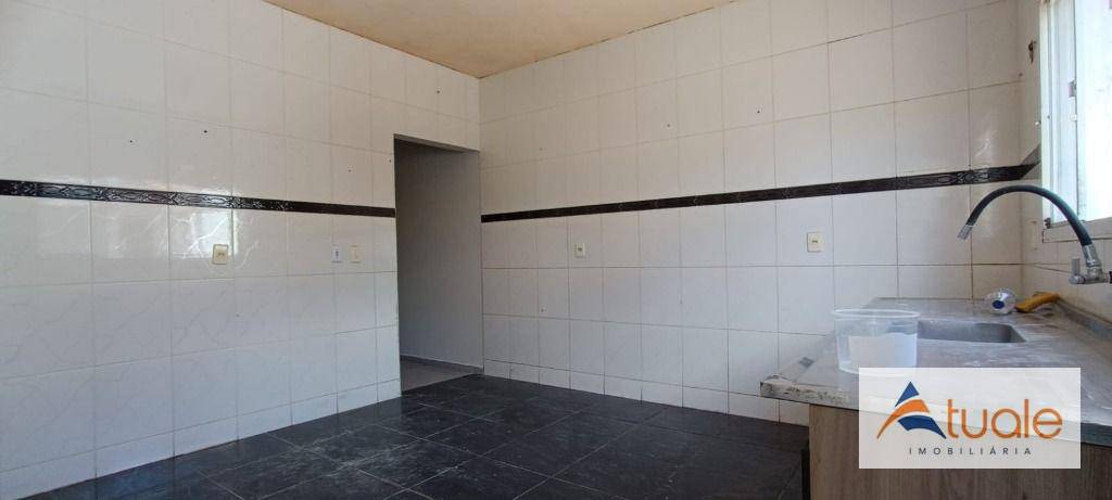 Casa à venda com 4 quartos, 160m² - Foto 11