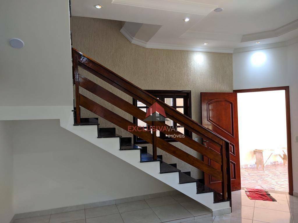 Casa à venda e aluguel com 3 quartos, 310m² - Foto 12