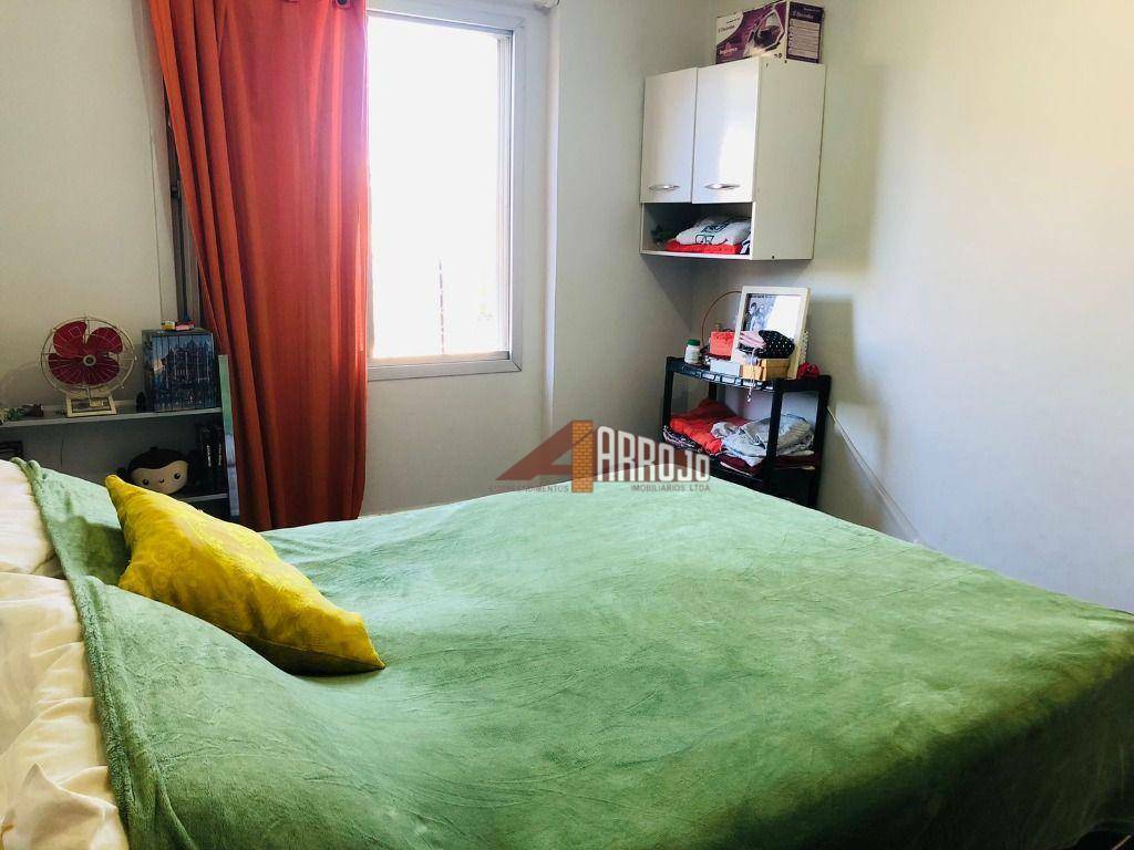 Apartamento à venda com 2 quartos, 63m² - Foto 15