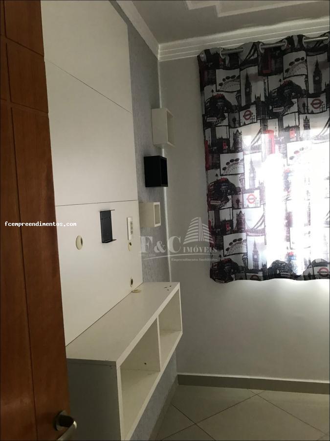 Casa à venda com 3 quartos, 200m² - Foto 26