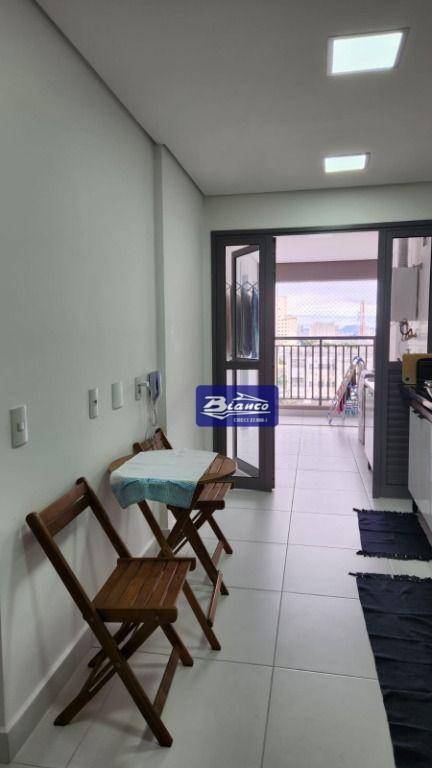 Apartamento à venda com 3 quartos, 159m² - Foto 18