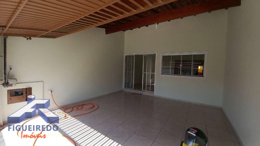 Casa para alugar com 3 quartos - Foto 3