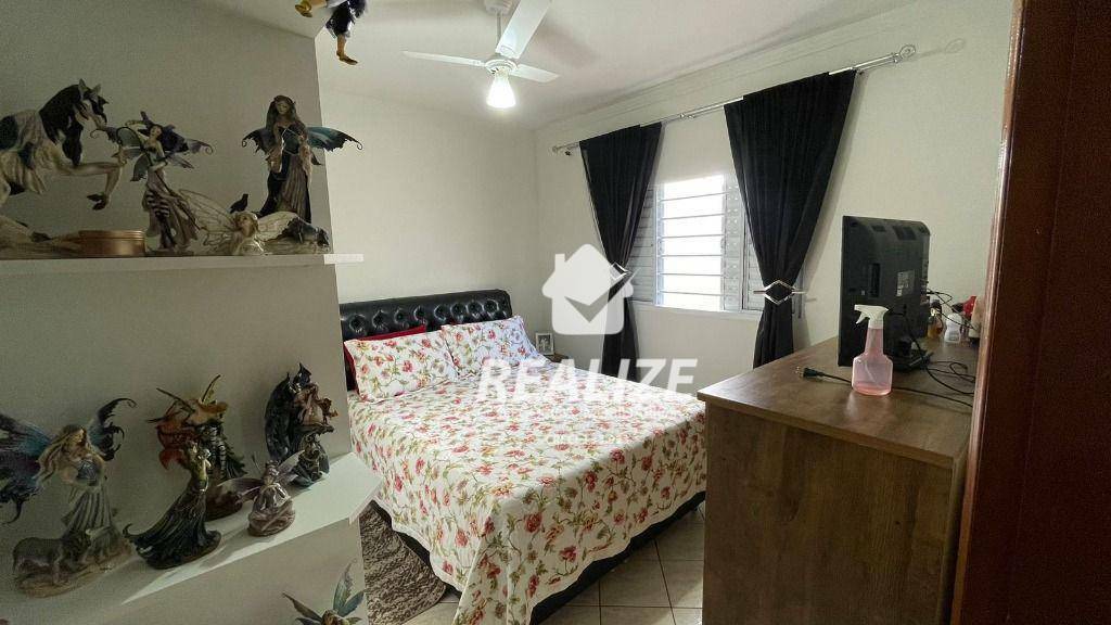 Casa à venda com 3 quartos, 100m² - Foto 7