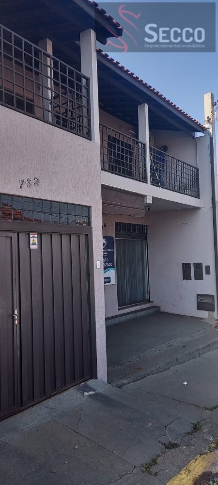 Sobrado para alugar com 3 quartos, 1050m² - Foto 13