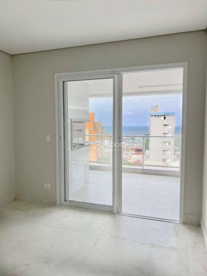 Apartamento à venda com 3 quartos, 177M2 - Foto 2