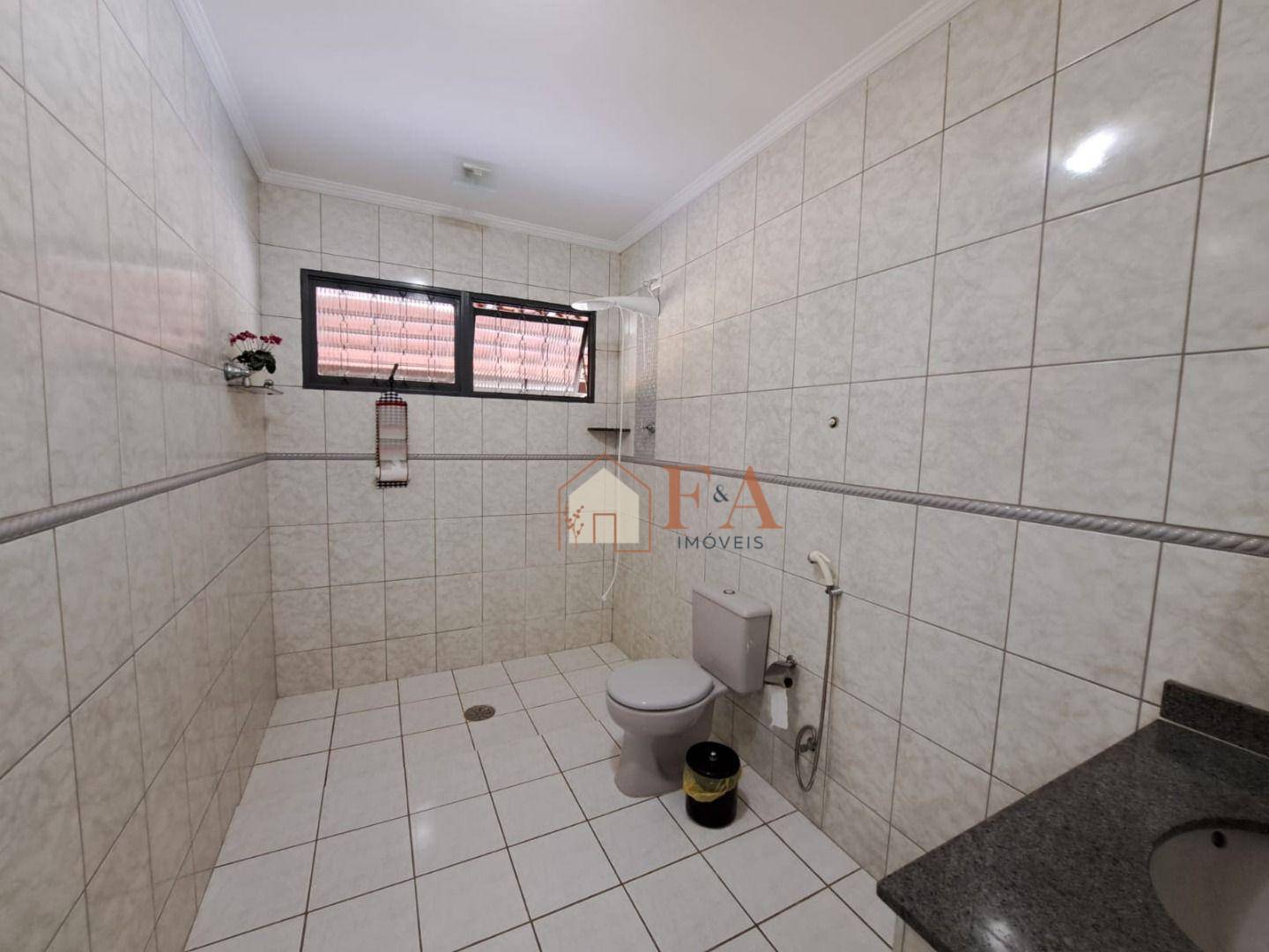 Casa de Condomínio à venda com 2 quartos, 300m² - Foto 20