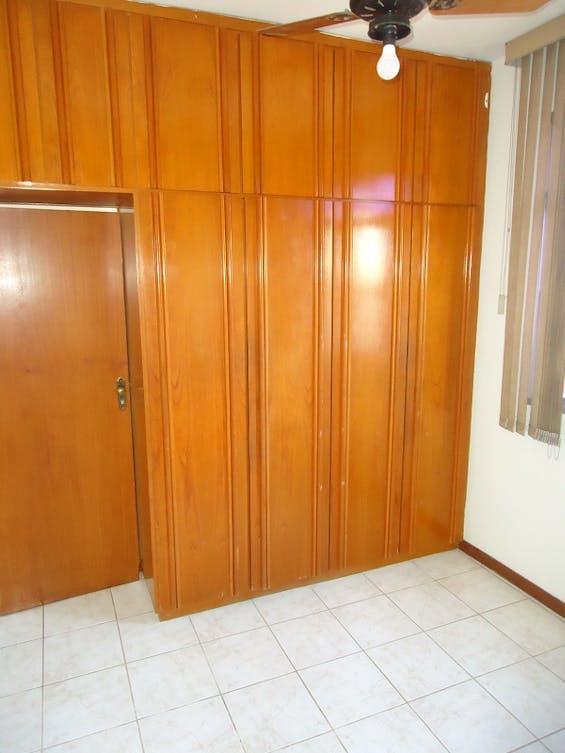 Apartamento à venda com 3 quartos, 80m² - Foto 4