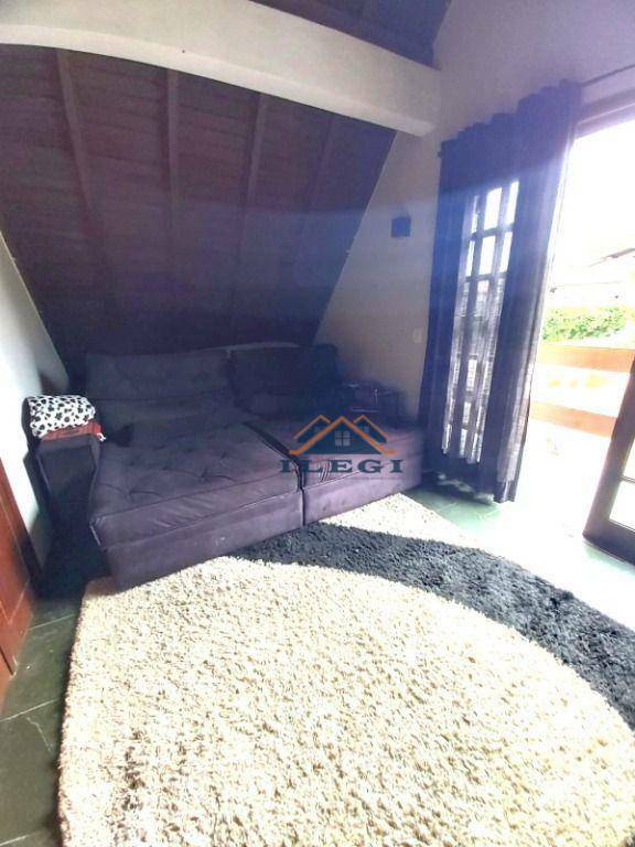 Casa de Condomínio à venda com 4 quartos, 360m² - Foto 30