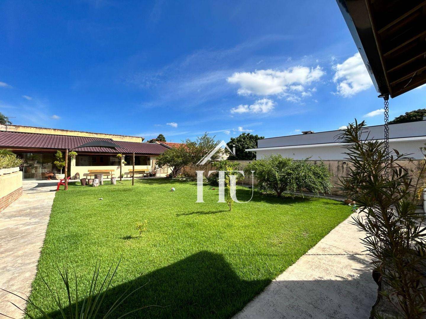 Chácara à venda e aluguel com 6 quartos, 288m² - Foto 16