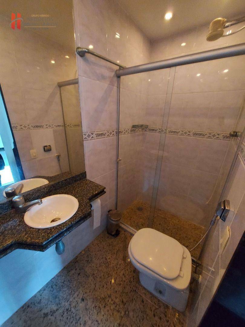 Apartamento à venda com 3 quartos, 210m² - Foto 36