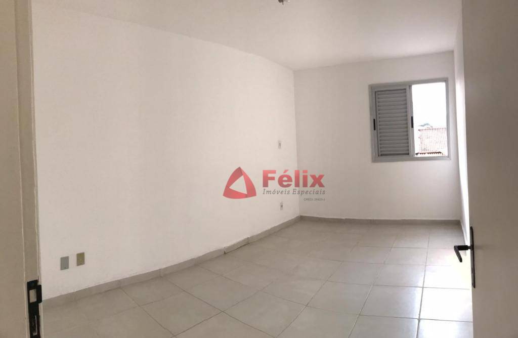 Apartamento para alugar com 1 quarto, 37m² - Foto 6