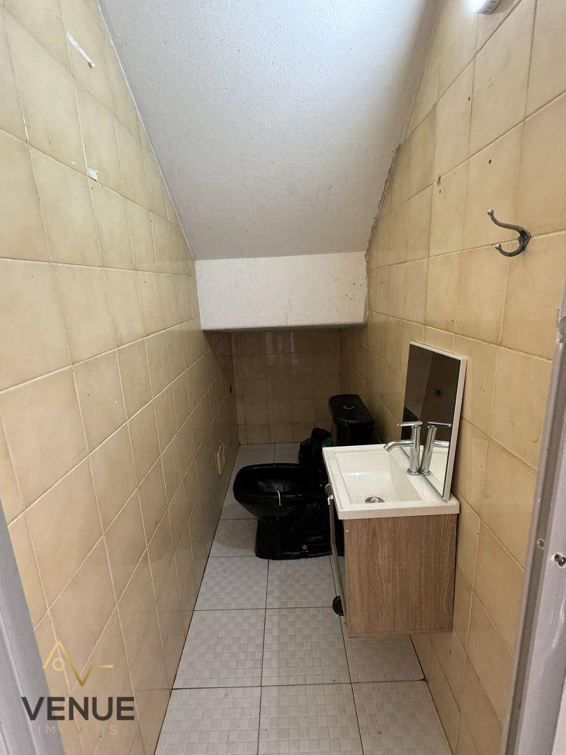 Sobrado à venda com 3 quartos, 214m² - Foto 8