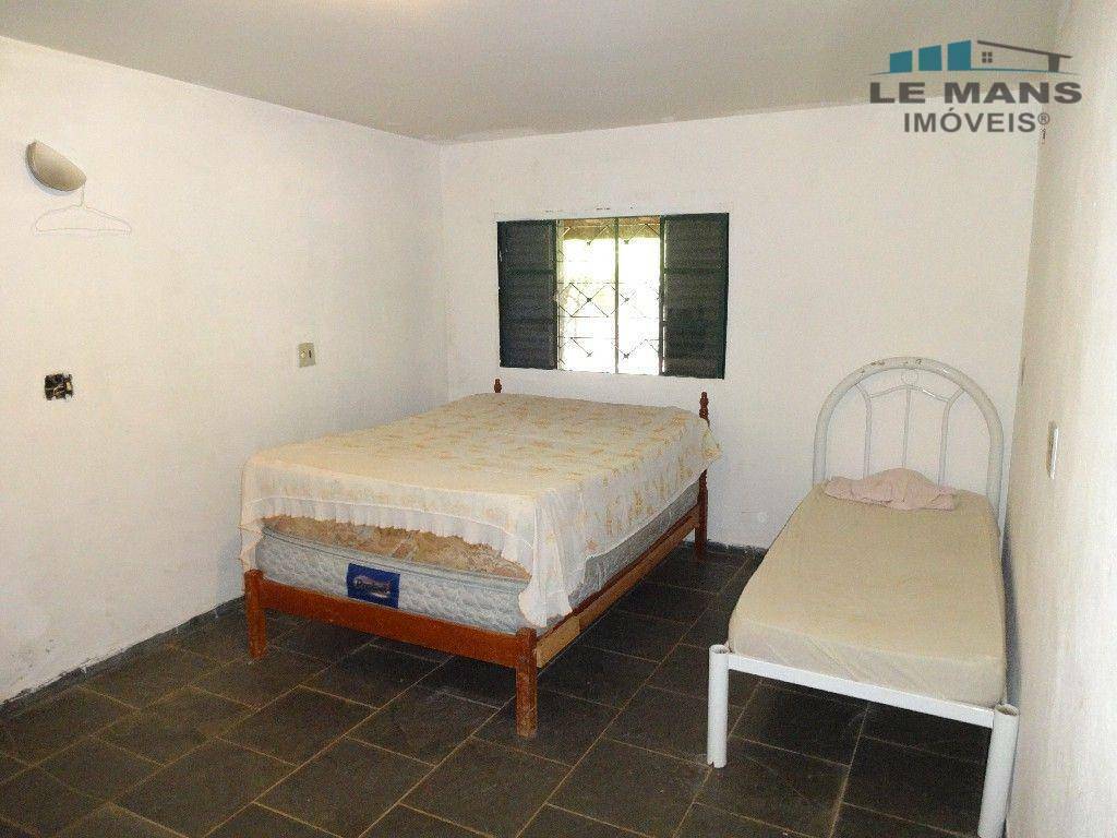 Chácara à venda com 2 quartos, 200m² - Foto 34