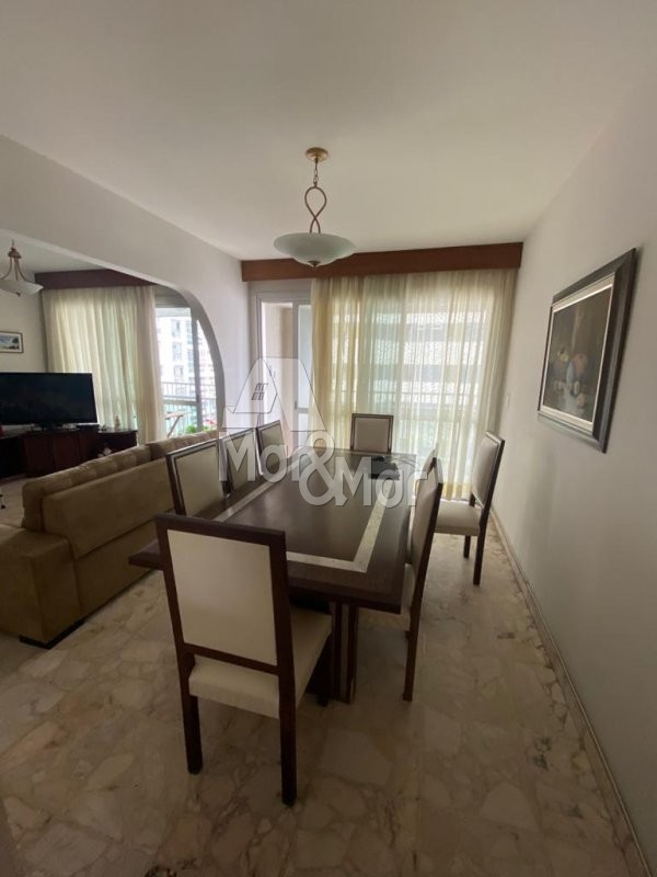 Apartamento à venda com 3 quartos, 150m² - Foto 4