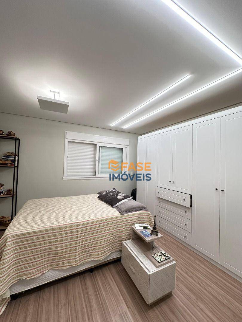 Apartamento à venda com 3 quartos, 136m² - Foto 14