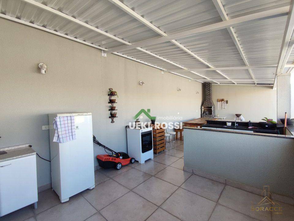 Casa à venda com 3 quartos, 170m² - Foto 9