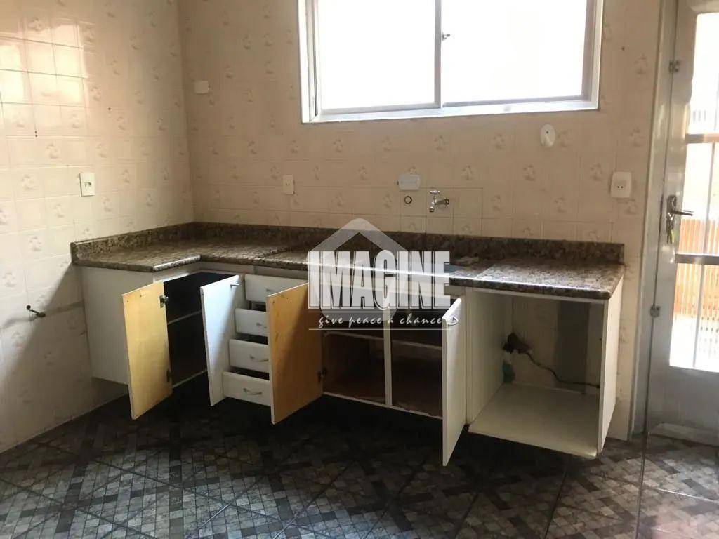 Sobrado à venda com 2 quartos, 75m² - Foto 8