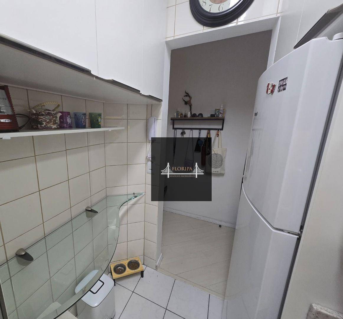 Apartamento à venda com 2 quartos, 58m² - Foto 5