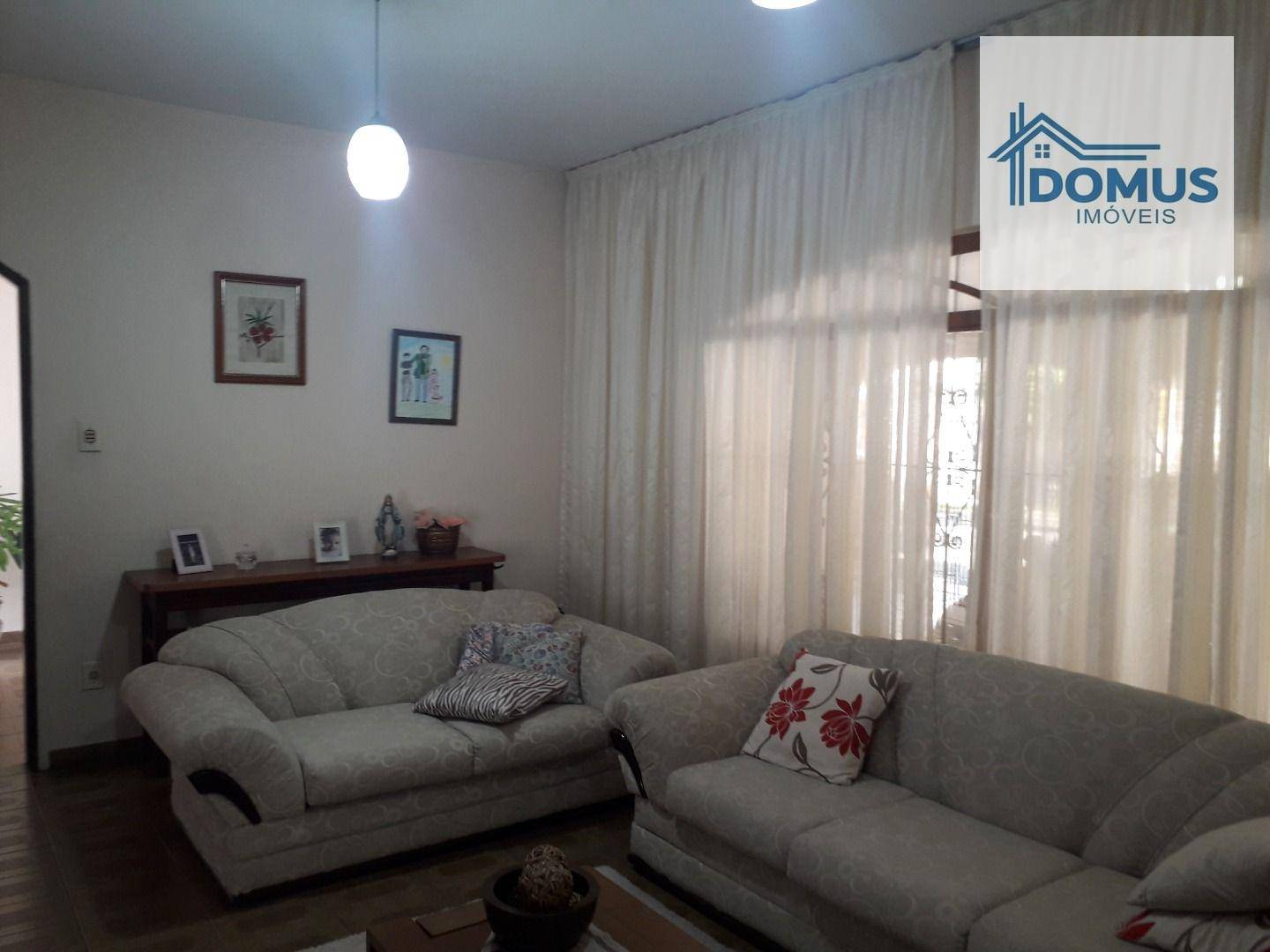 Casa à venda com 3 quartos, 194m² - Foto 10