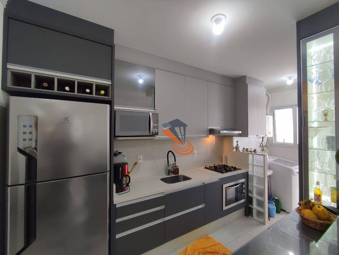 Apartamento à venda com 2 quartos, 78m² - Foto 3