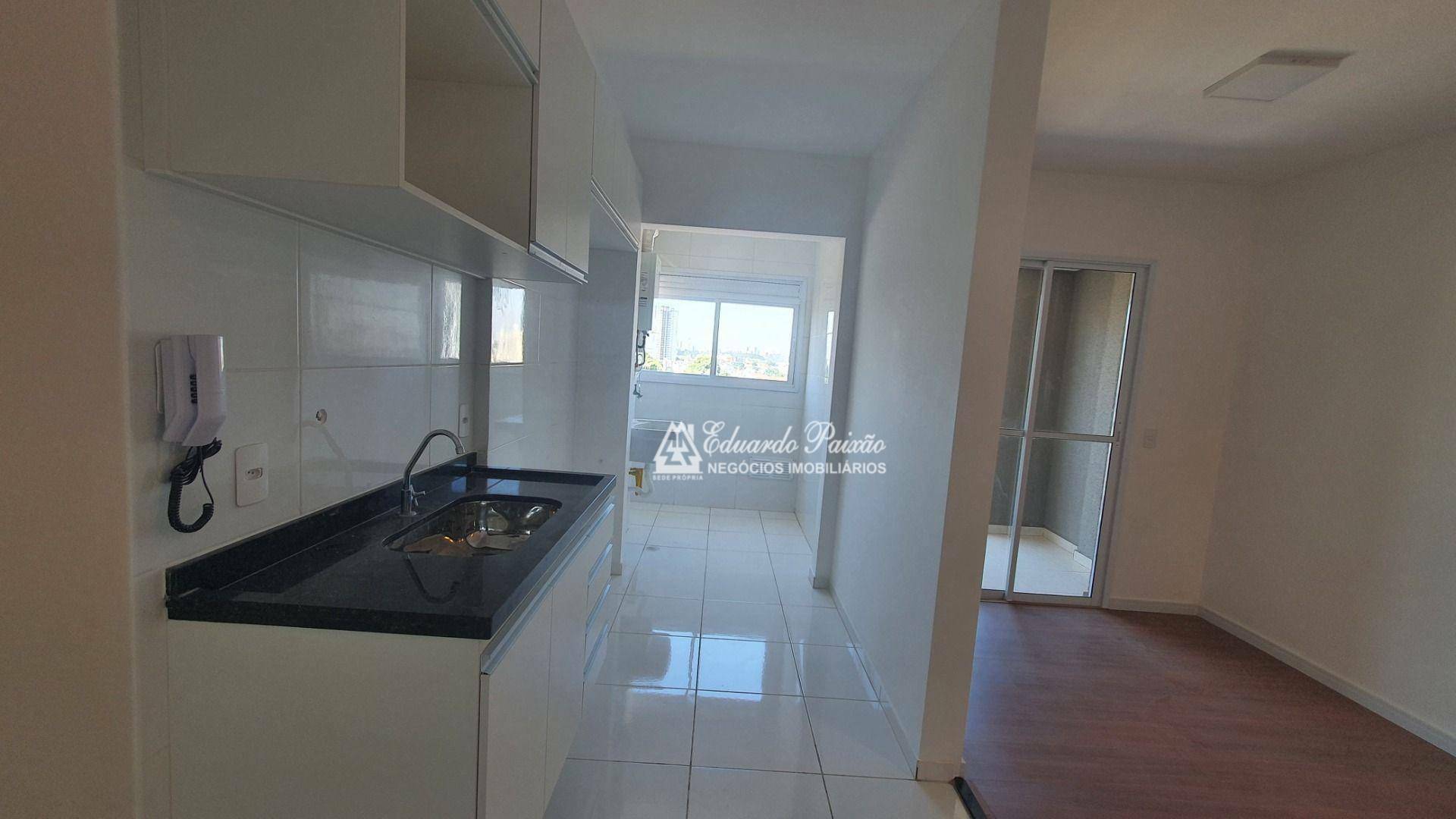 Apartamento para alugar com 2 quartos, 58m² - Foto 2