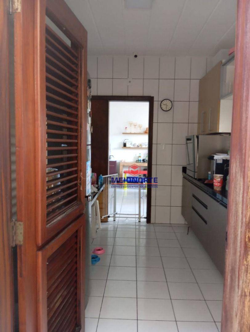 Casa à venda com 3 quartos, 150m² - Foto 14