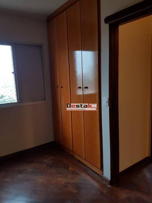 Apartamento à venda com 3 quartos, 98m² - Foto 6