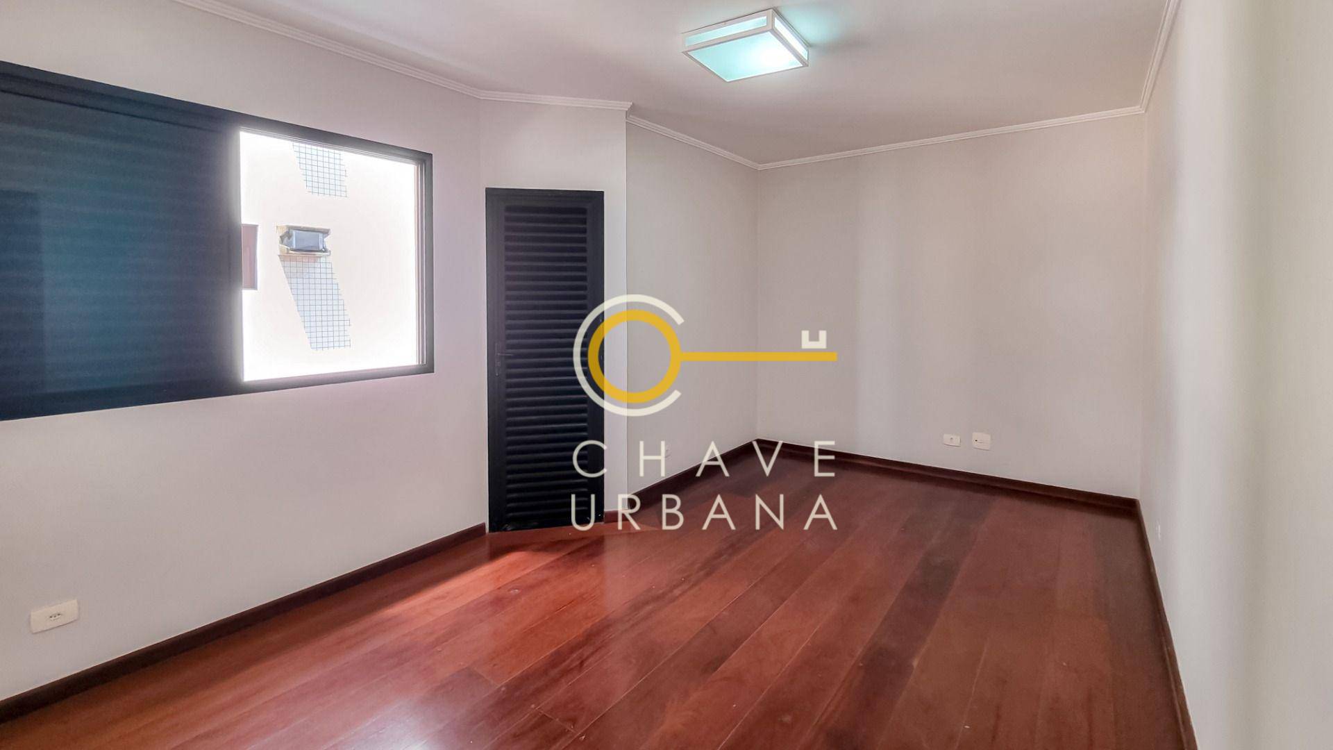 Apartamento à venda com 4 quartos, 232m² - Foto 23