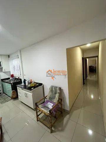 Sobrado à venda com 4 quartos, 200m² - Foto 4