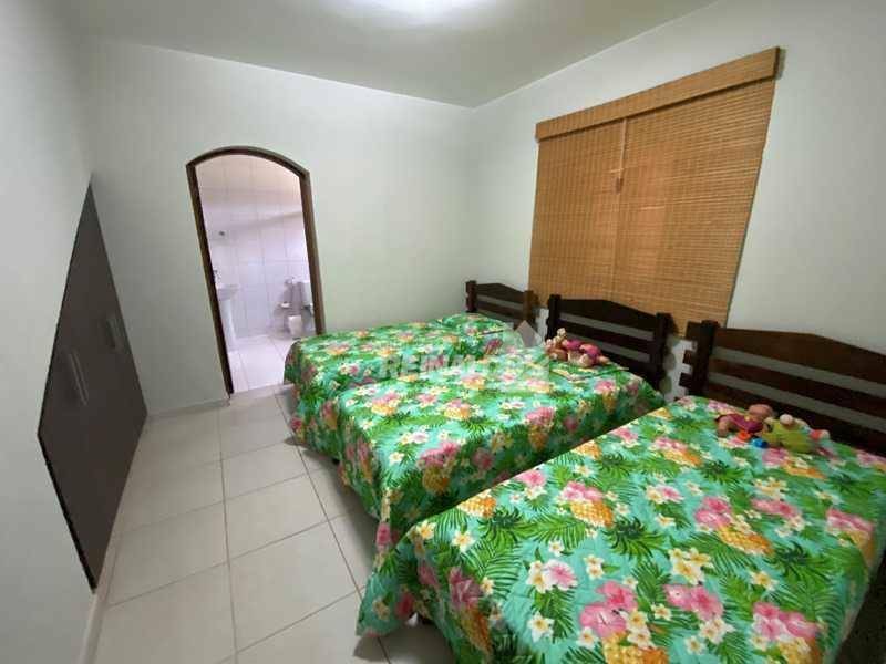 Casa de Condomínio à venda com 8 quartos, 984m² - Foto 19